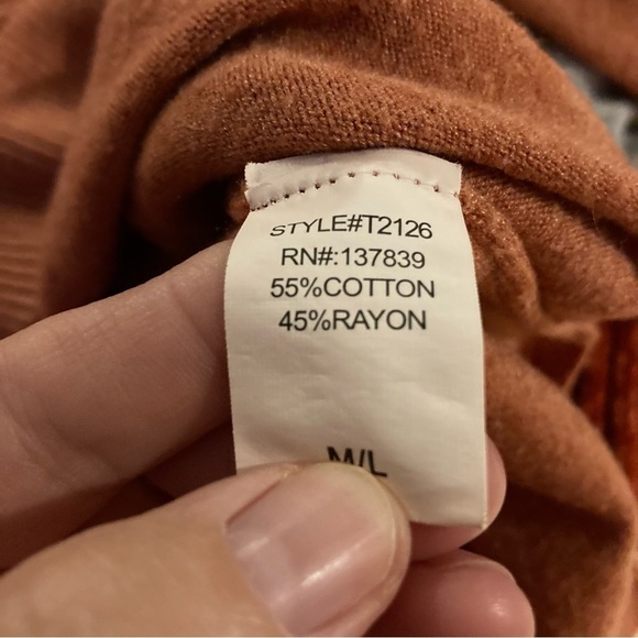 Ladies Dreamers Super Soft Orange Sweater - Picture 4 of 4